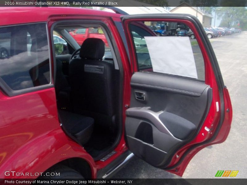 Rally Red Metallic / Black 2010 Mitsubishi Outlander XLS 4WD