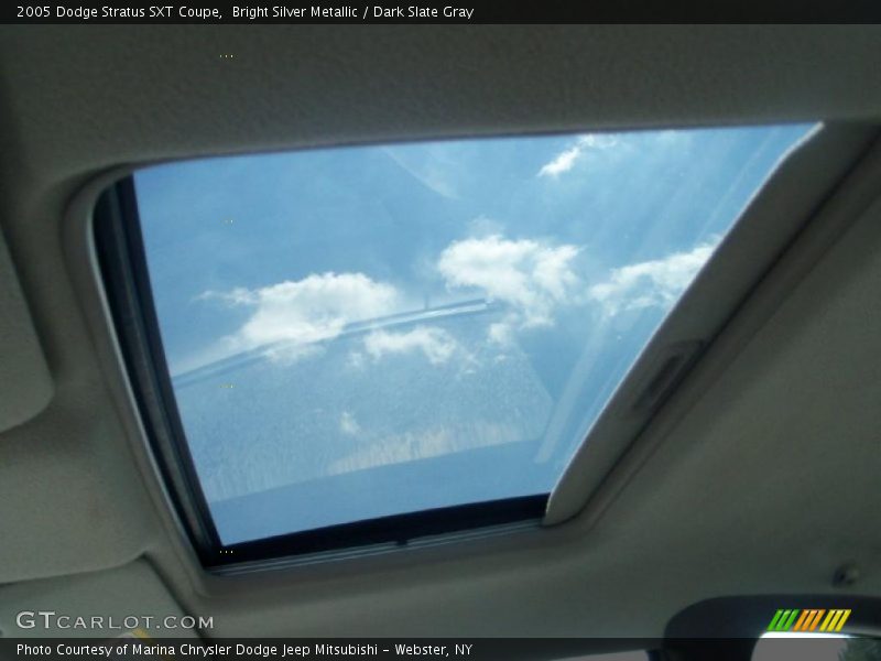 Bright Silver Metallic / Dark Slate Gray 2005 Dodge Stratus SXT Coupe