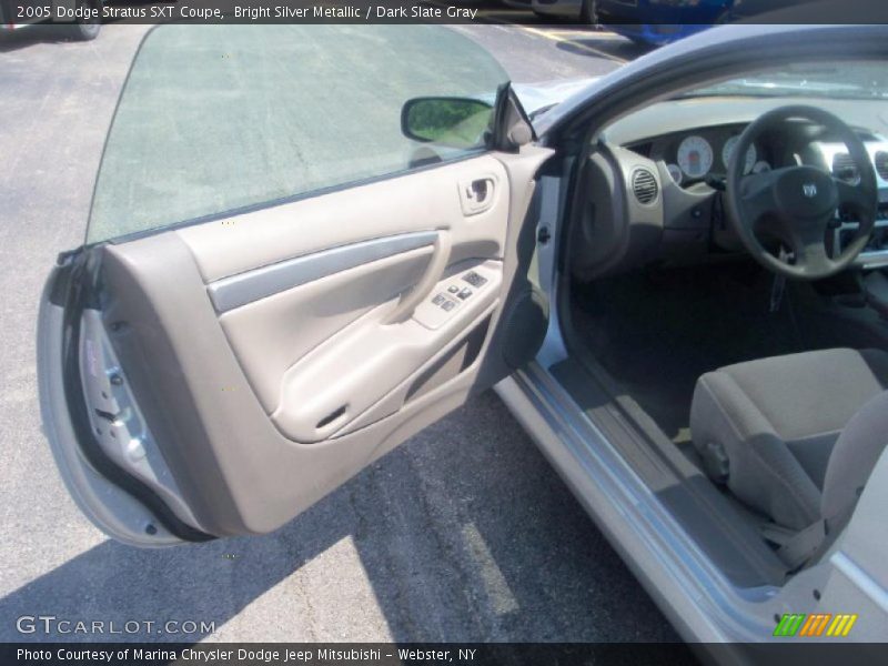 Bright Silver Metallic / Dark Slate Gray 2005 Dodge Stratus SXT Coupe
