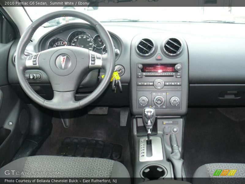Summit White / Ebony 2010 Pontiac G6 Sedan