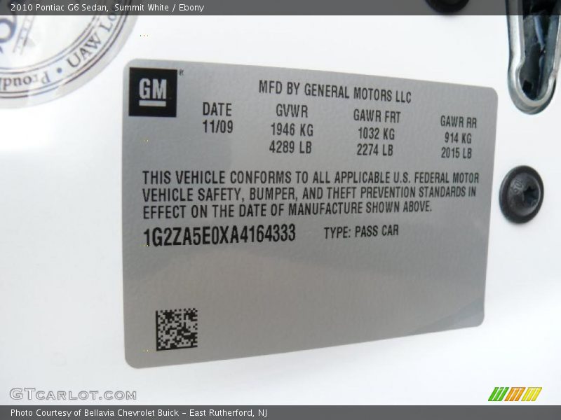 Summit White / Ebony 2010 Pontiac G6 Sedan