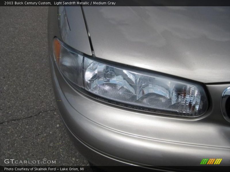 Light Sandrift Metallic / Medium Gray 2003 Buick Century Custom