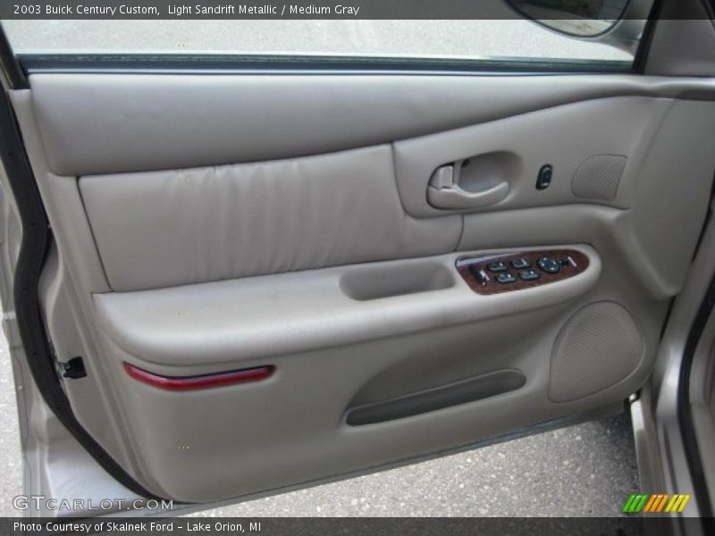Light Sandrift Metallic / Medium Gray 2003 Buick Century Custom