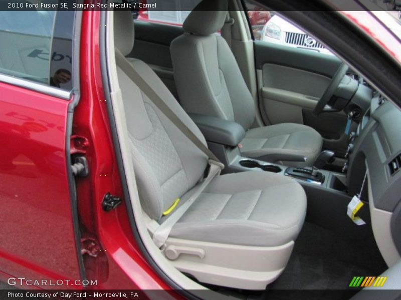 Sangria Red Metallic / Camel 2010 Ford Fusion SE