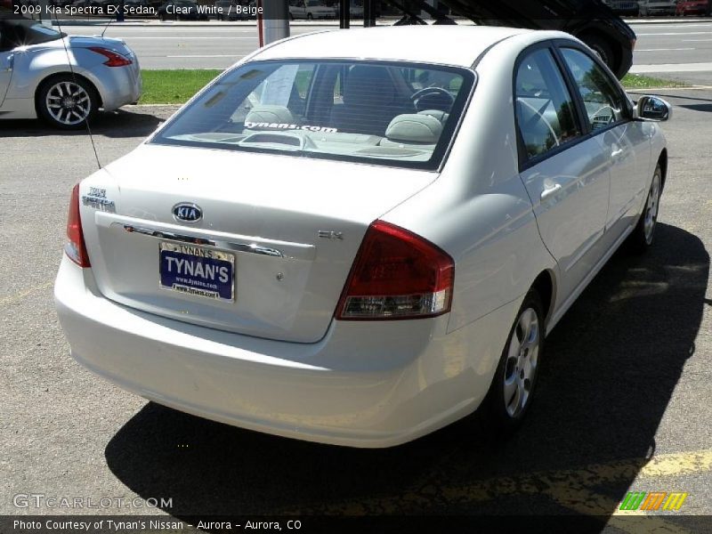 Clear White / Beige 2009 Kia Spectra EX Sedan