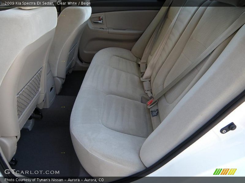 Clear White / Beige 2009 Kia Spectra EX Sedan