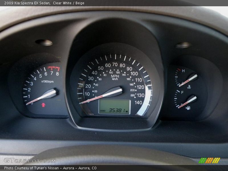Clear White / Beige 2009 Kia Spectra EX Sedan