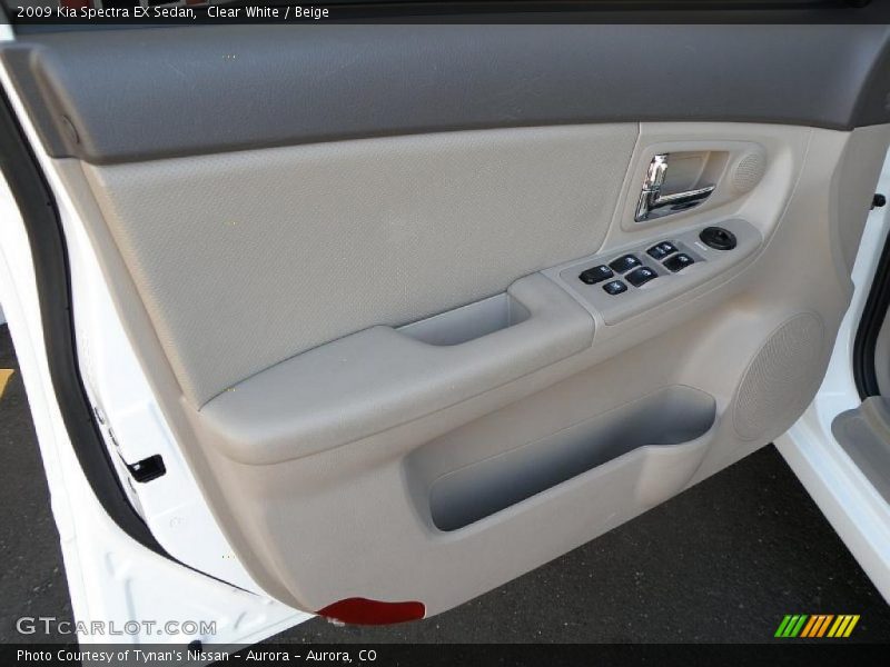 Clear White / Beige 2009 Kia Spectra EX Sedan