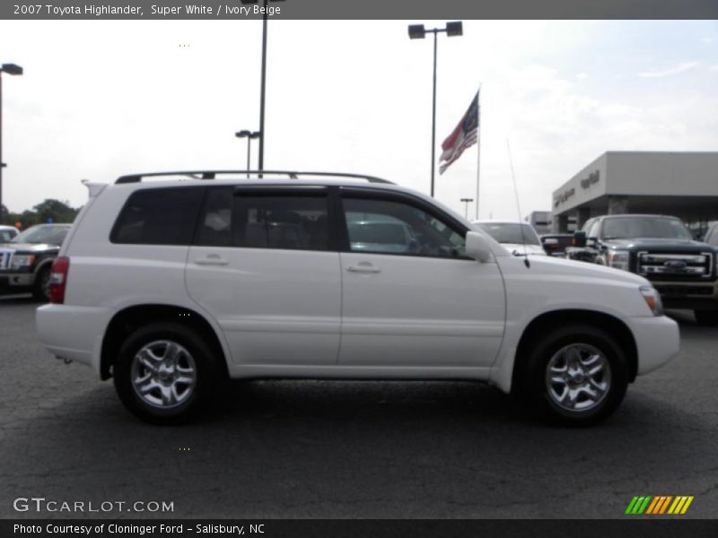 Super White / Ivory Beige 2007 Toyota Highlander