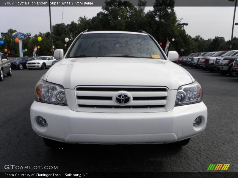Super White / Ivory Beige 2007 Toyota Highlander