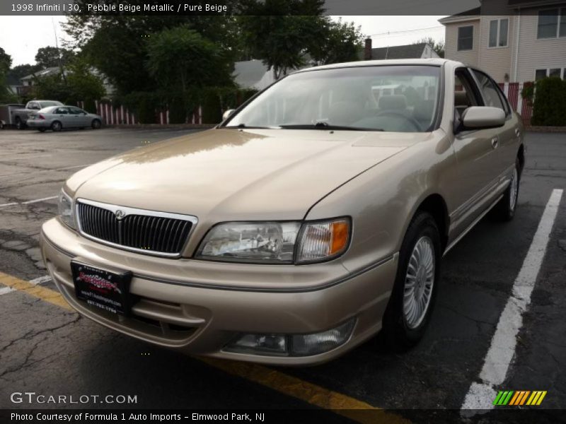 Pebble Beige Metallic / Pure Beige 1998 Infiniti I 30