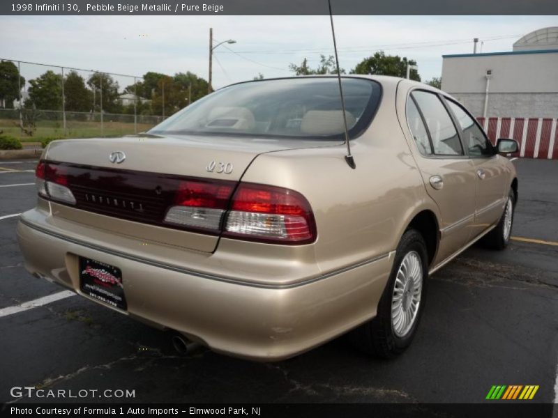 Pebble Beige Metallic / Pure Beige 1998 Infiniti I 30