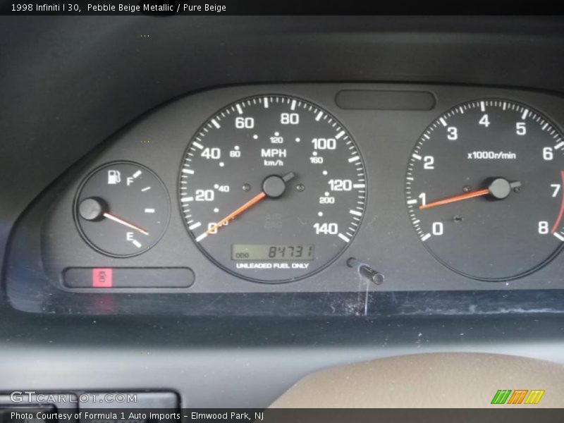 Pebble Beige Metallic / Pure Beige 1998 Infiniti I 30