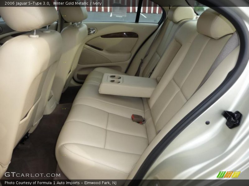 Winter Gold Metallic / Ivory 2006 Jaguar S-Type 3.0