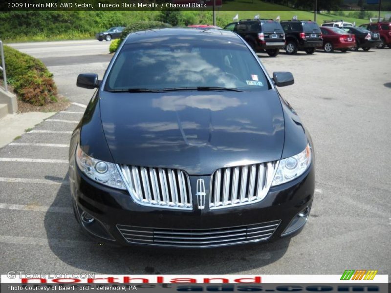Tuxedo Black Metallic / Charcoal Black 2009 Lincoln MKS AWD Sedan