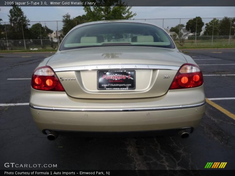Winter Gold Metallic / Ivory 2006 Jaguar S-Type 3.0