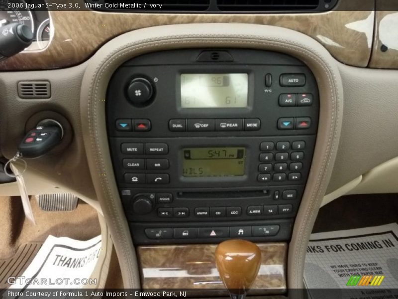 Winter Gold Metallic / Ivory 2006 Jaguar S-Type 3.0