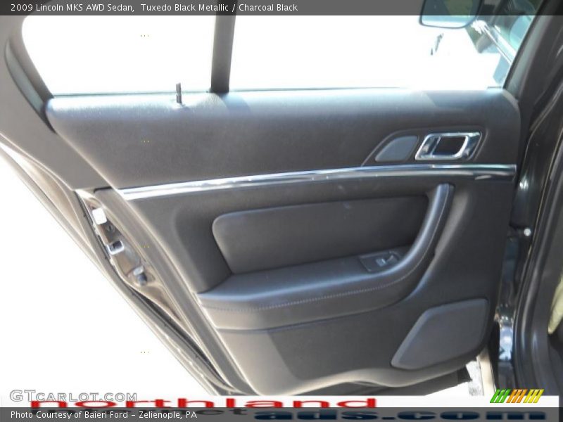 Tuxedo Black Metallic / Charcoal Black 2009 Lincoln MKS AWD Sedan