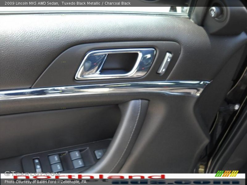 Tuxedo Black Metallic / Charcoal Black 2009 Lincoln MKS AWD Sedan