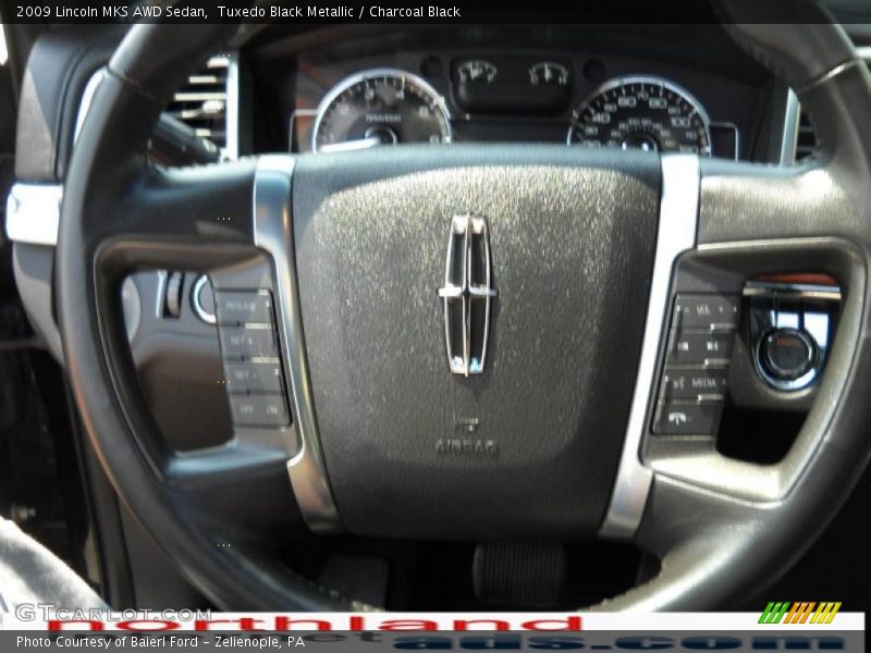 Tuxedo Black Metallic / Charcoal Black 2009 Lincoln MKS AWD Sedan