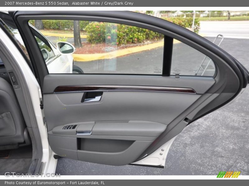 Alabaster White / Grey/Dark Grey 2007 Mercedes-Benz S 550 Sedan