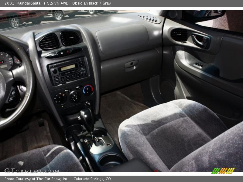 Obsidian Black / Gray 2001 Hyundai Santa Fe GLS V6 4WD