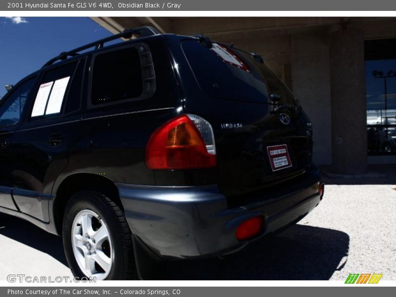 Obsidian Black / Gray 2001 Hyundai Santa Fe GLS V6 4WD