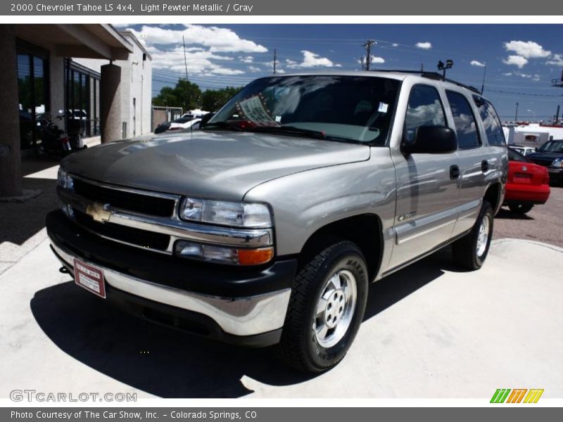 Light Pewter Metallic / Gray 2000 Chevrolet Tahoe LS 4x4