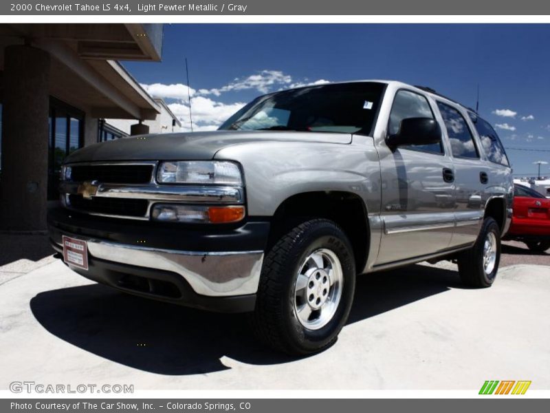 Light Pewter Metallic / Gray 2000 Chevrolet Tahoe LS 4x4