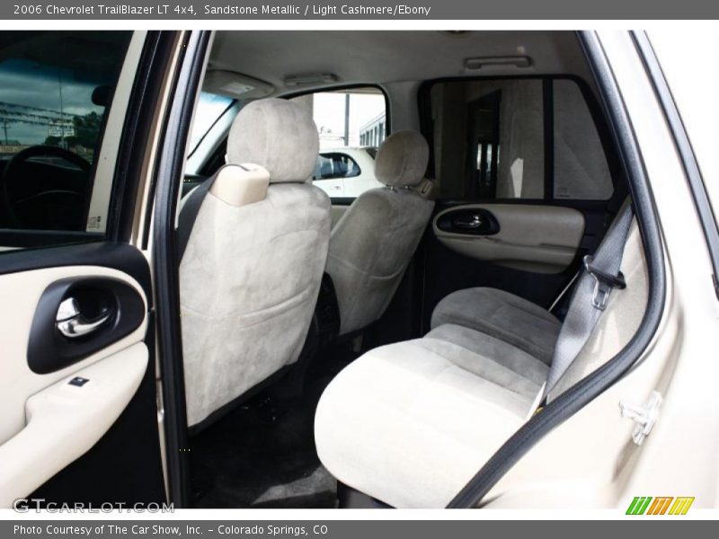 Sandstone Metallic / Light Cashmere/Ebony 2006 Chevrolet TrailBlazer LT 4x4