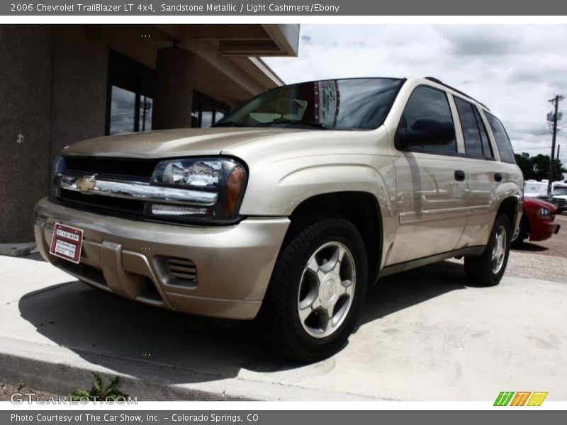 Sandstone Metallic / Light Cashmere/Ebony 2006 Chevrolet TrailBlazer LT 4x4