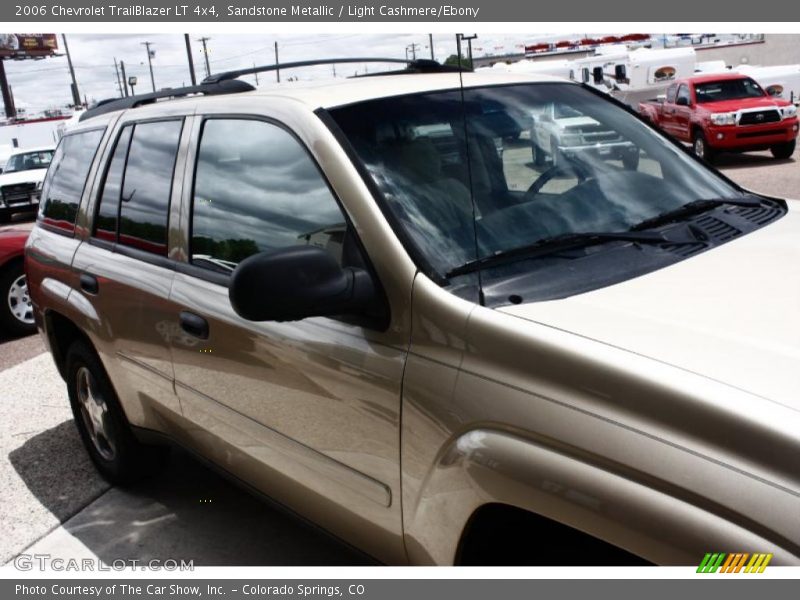 Sandstone Metallic / Light Cashmere/Ebony 2006 Chevrolet TrailBlazer LT 4x4