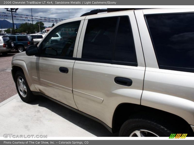 Sandstone Metallic / Light Cashmere/Ebony 2006 Chevrolet TrailBlazer LT 4x4