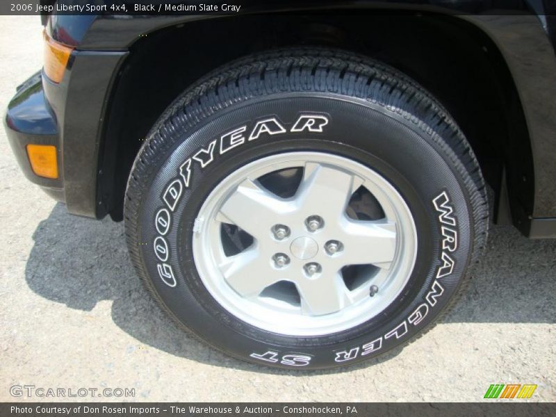 Black / Medium Slate Gray 2006 Jeep Liberty Sport 4x4