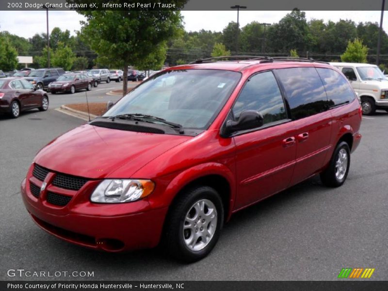 Inferno Red Pearl / Taupe 2002 Dodge Grand Caravan eX