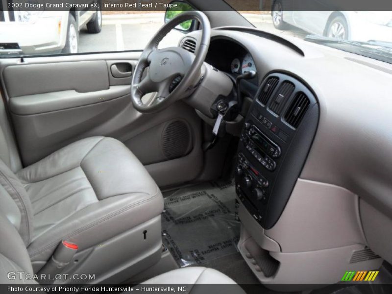 Inferno Red Pearl / Taupe 2002 Dodge Grand Caravan eX