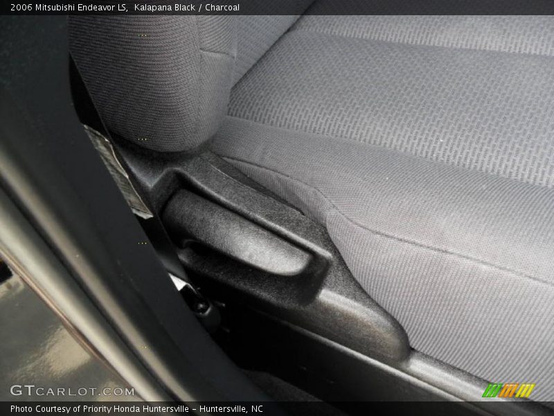 Kalapana Black / Charcoal 2006 Mitsubishi Endeavor LS
