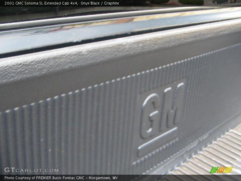 Onyx Black / Graphite 2001 GMC Sonoma SL Extended Cab 4x4