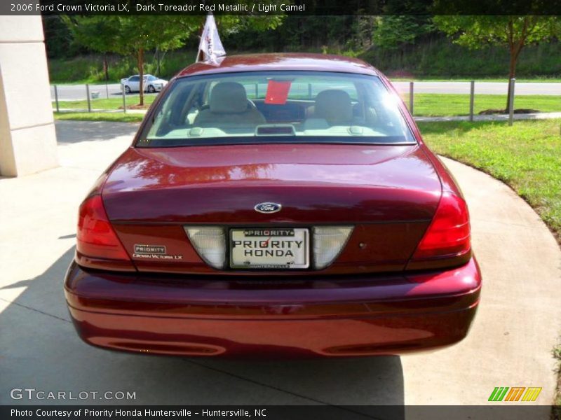 Dark Toreador Red Metallic / Light Camel 2006 Ford Crown Victoria LX