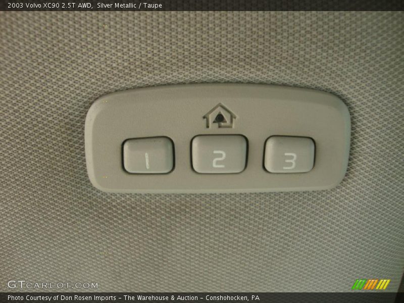 Silver Metallic / Taupe 2003 Volvo XC90 2.5T AWD