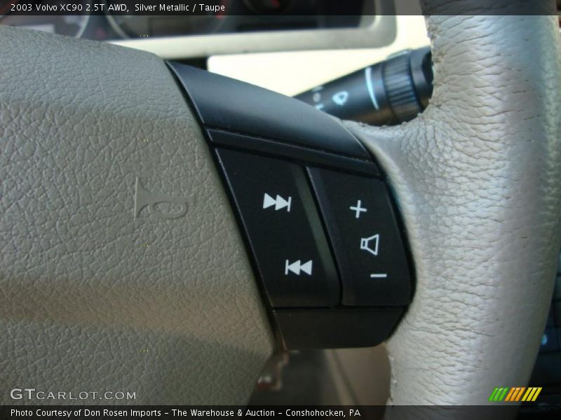 Silver Metallic / Taupe 2003 Volvo XC90 2.5T AWD