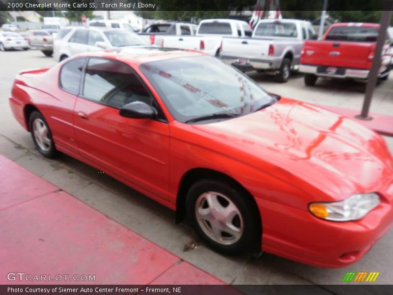 Torch Red / Ebony 2000 Chevrolet Monte Carlo SS