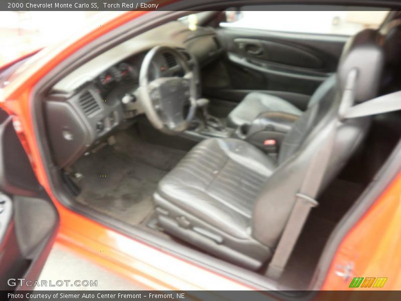 Torch Red / Ebony 2000 Chevrolet Monte Carlo SS