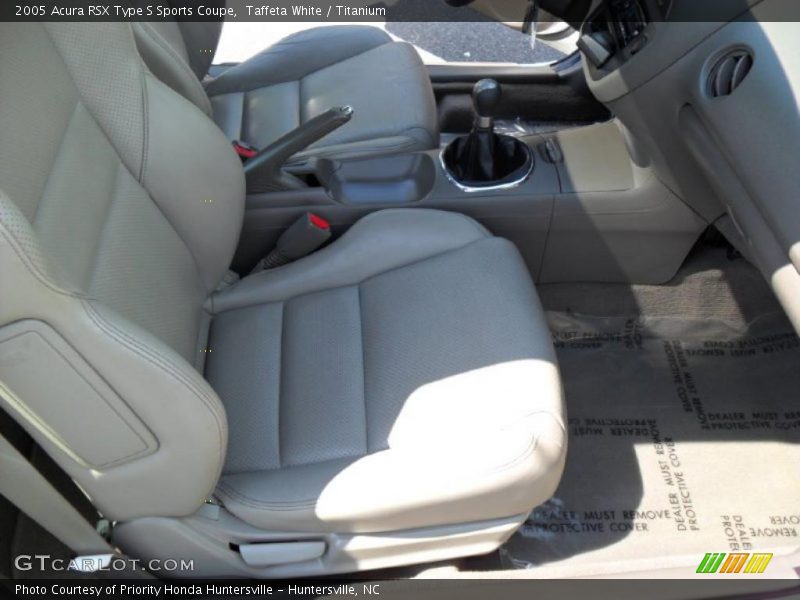 Taffeta White / Titanium 2005 Acura RSX Type S Sports Coupe