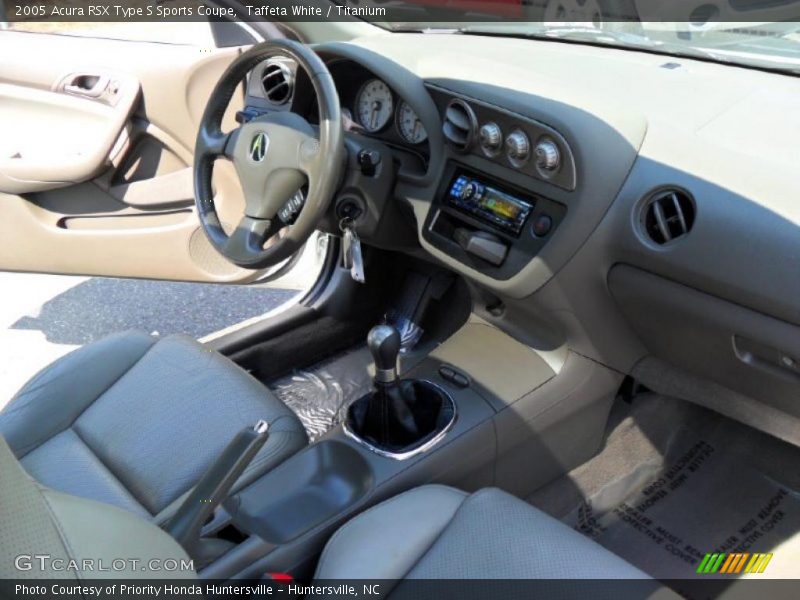 Taffeta White / Titanium 2005 Acura RSX Type S Sports Coupe