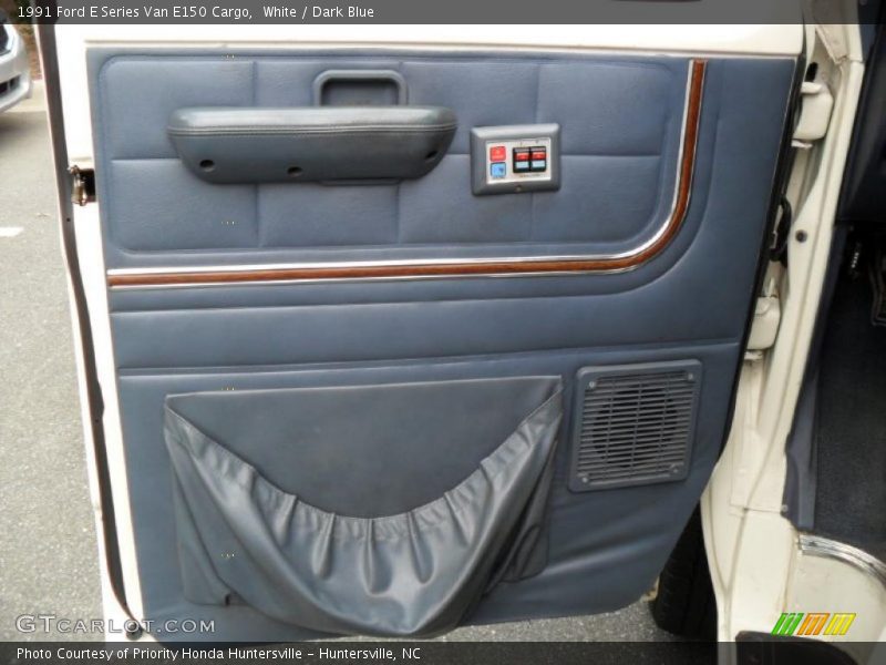 White / Dark Blue 1991 Ford E Series Van E150 Cargo