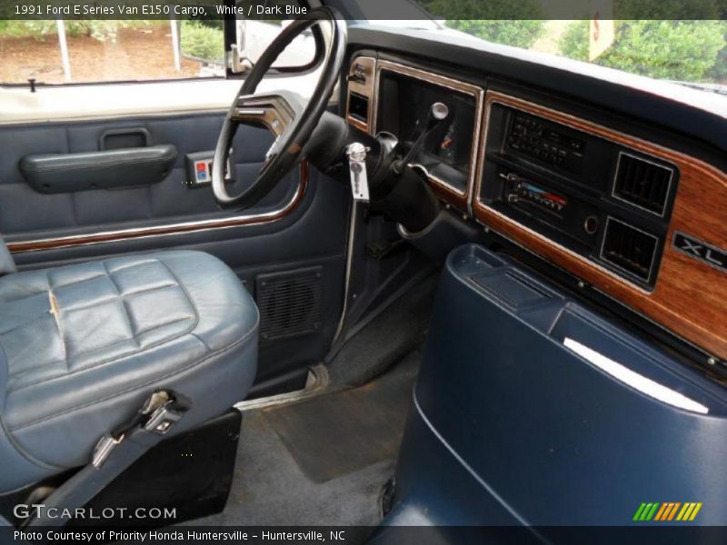 White / Dark Blue 1991 Ford E Series Van E150 Cargo