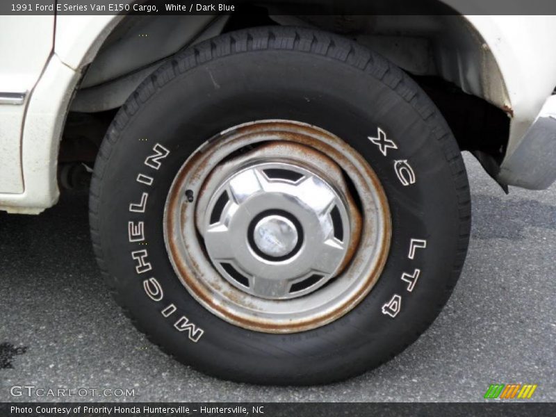 White / Dark Blue 1991 Ford E Series Van E150 Cargo