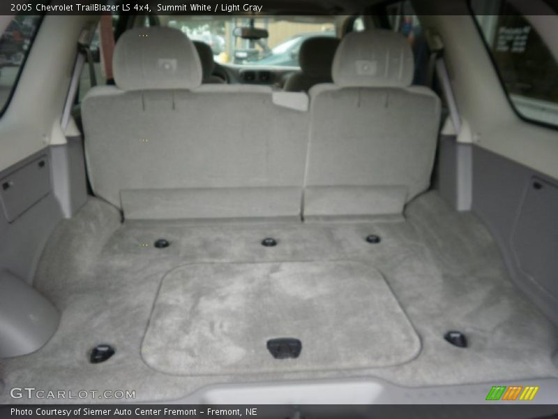 Summit White / Light Gray 2005 Chevrolet TrailBlazer LS 4x4