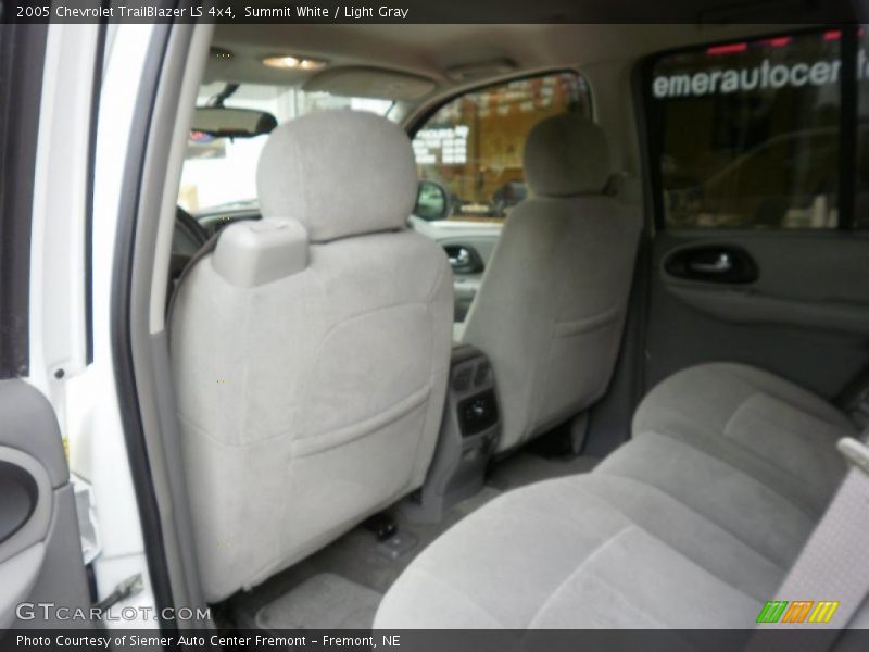 Summit White / Light Gray 2005 Chevrolet TrailBlazer LS 4x4